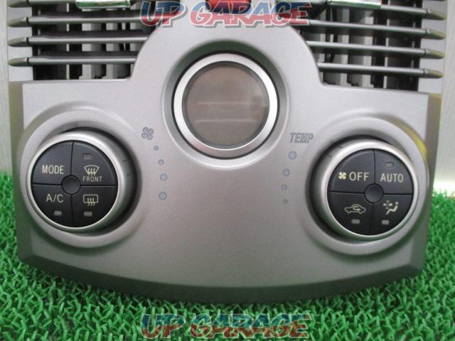 Daihatsu
Bigo Genuine Variant CD Tuner + Air Conditioner Panel Set-06