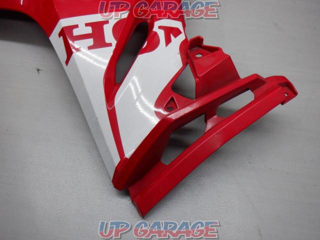 ■ I reduced the price!
7 Left HONDA
Side cowl-05