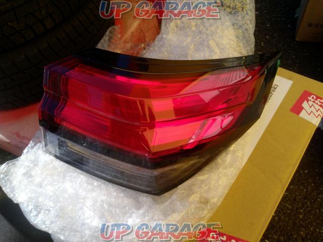 Nissan (NISSAN)
Note / E13 genuine tail lens
※ right side only-01