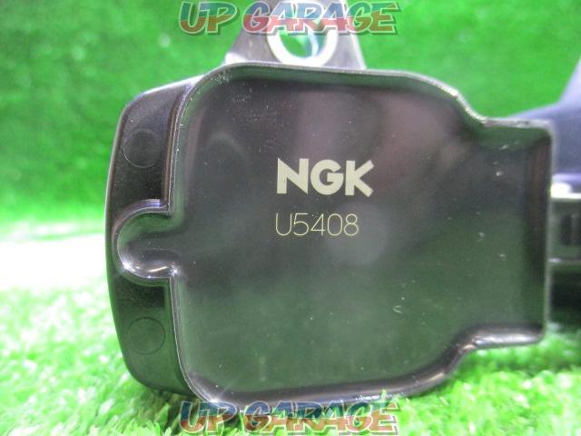 Set of 3
NGK
Ignition carp
Le U5408-05