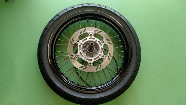 KAWASAKI
D-TRACKER / KLX250 (-’07) Final Edition
Front tire wheel set-01