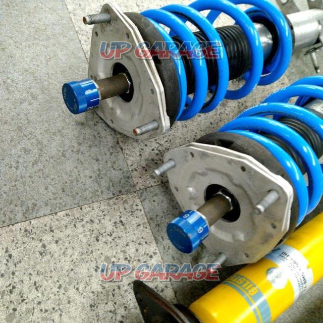 BILSTEIN
B16
Coilover with screw type damping adjustment-06