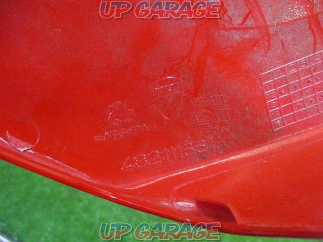 DUCATI
899
Panigale
Removed from 2014 (self-reported)
Tail cowl
Left only
Red-06