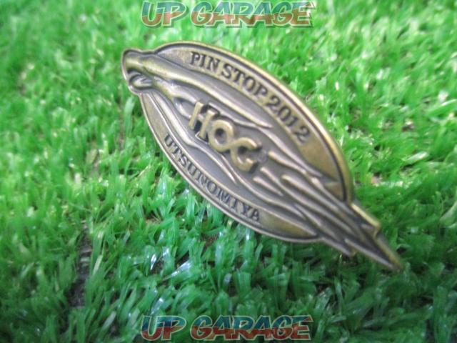 Harley Davu~itto Son
Pin badge
2012
HOG
UTSUNOMIYA
Engraved there
1-03