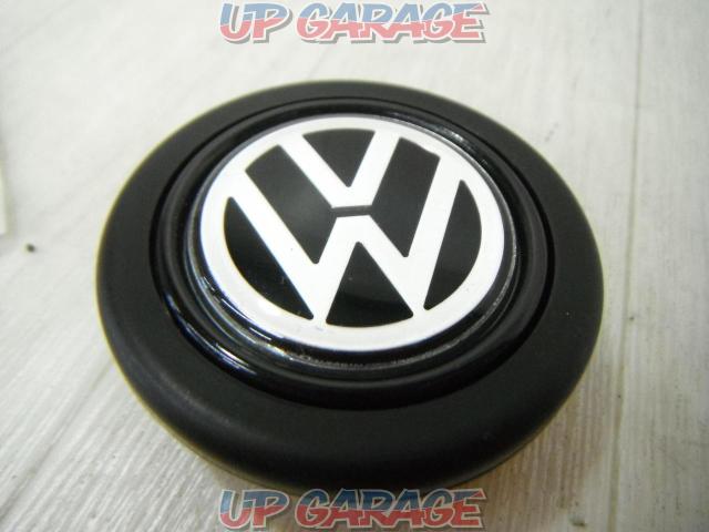 MOMO
Volkswagen logo horn button-02