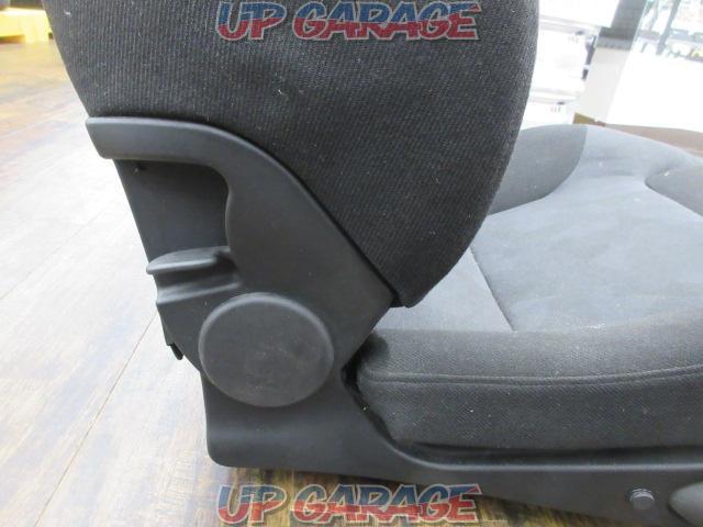 with electric heater/cooler
Reclining seat
Right switch-05