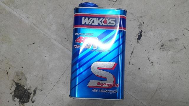 WAKO’S 4CR SS 10W-40-01