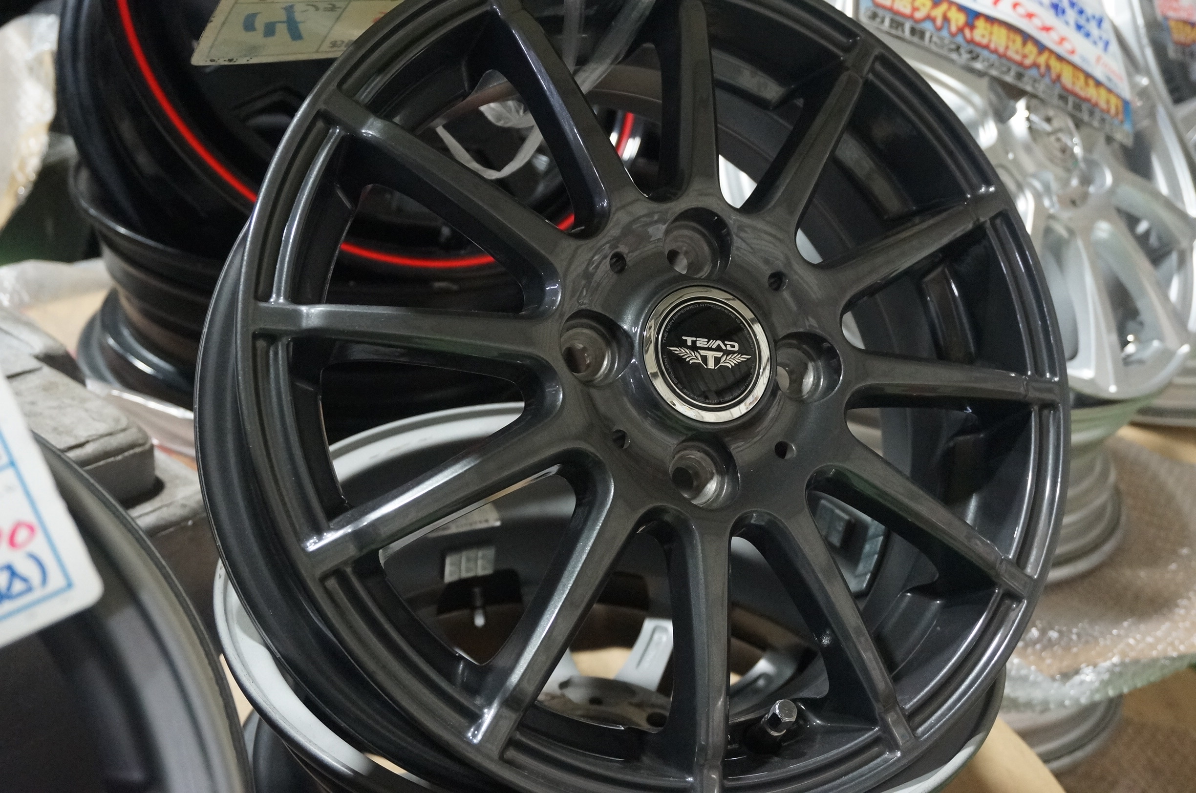 ホイールズ厚木インター店作業工賃表 ご購入の際のタイヤ組み換え タイヤホイールセット取付 タイヤ移植などの金額説明 アップガレージホイールズ厚木インター店 公式shopブログ