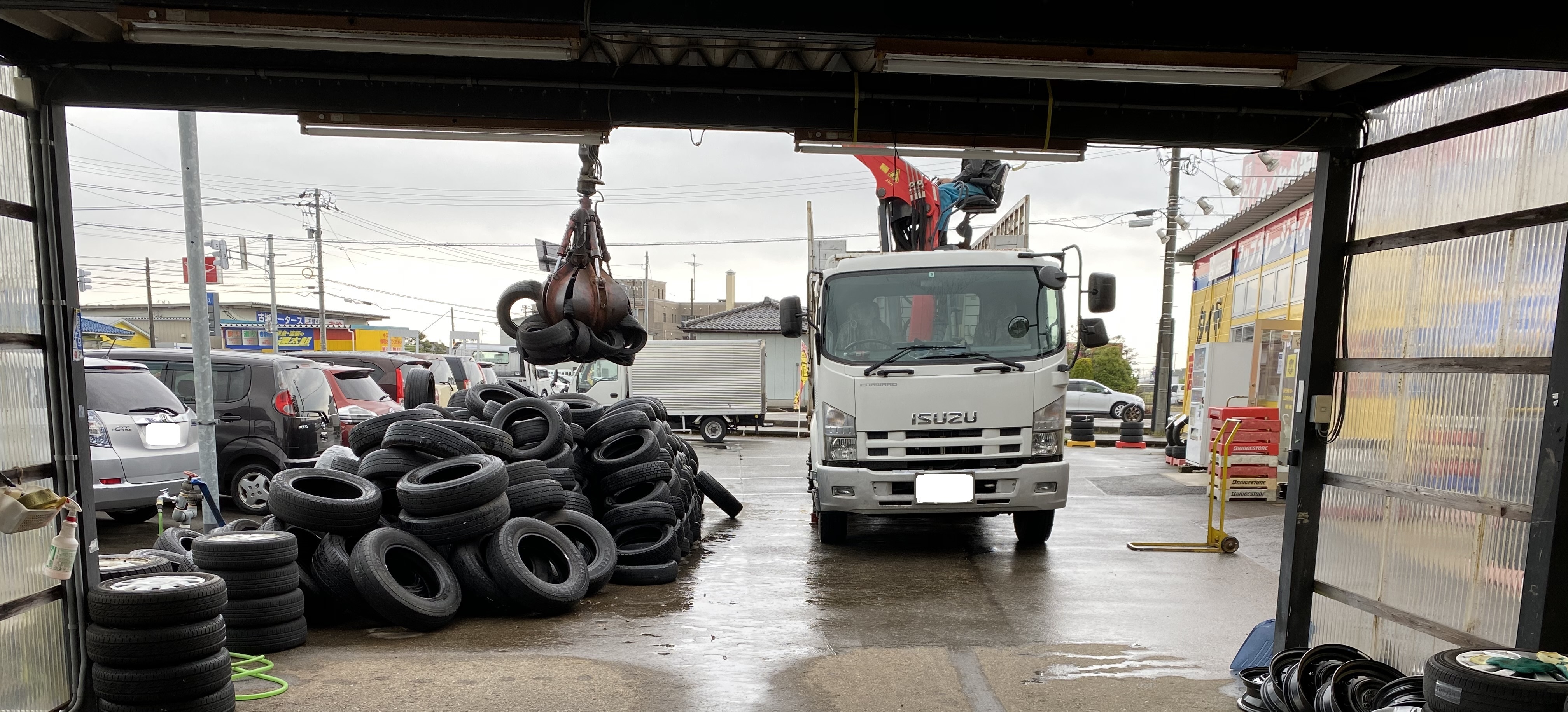 廃タイヤ回収 と明日の営業について アップガレージホイールズ富山高岡店 公式shopブログ
