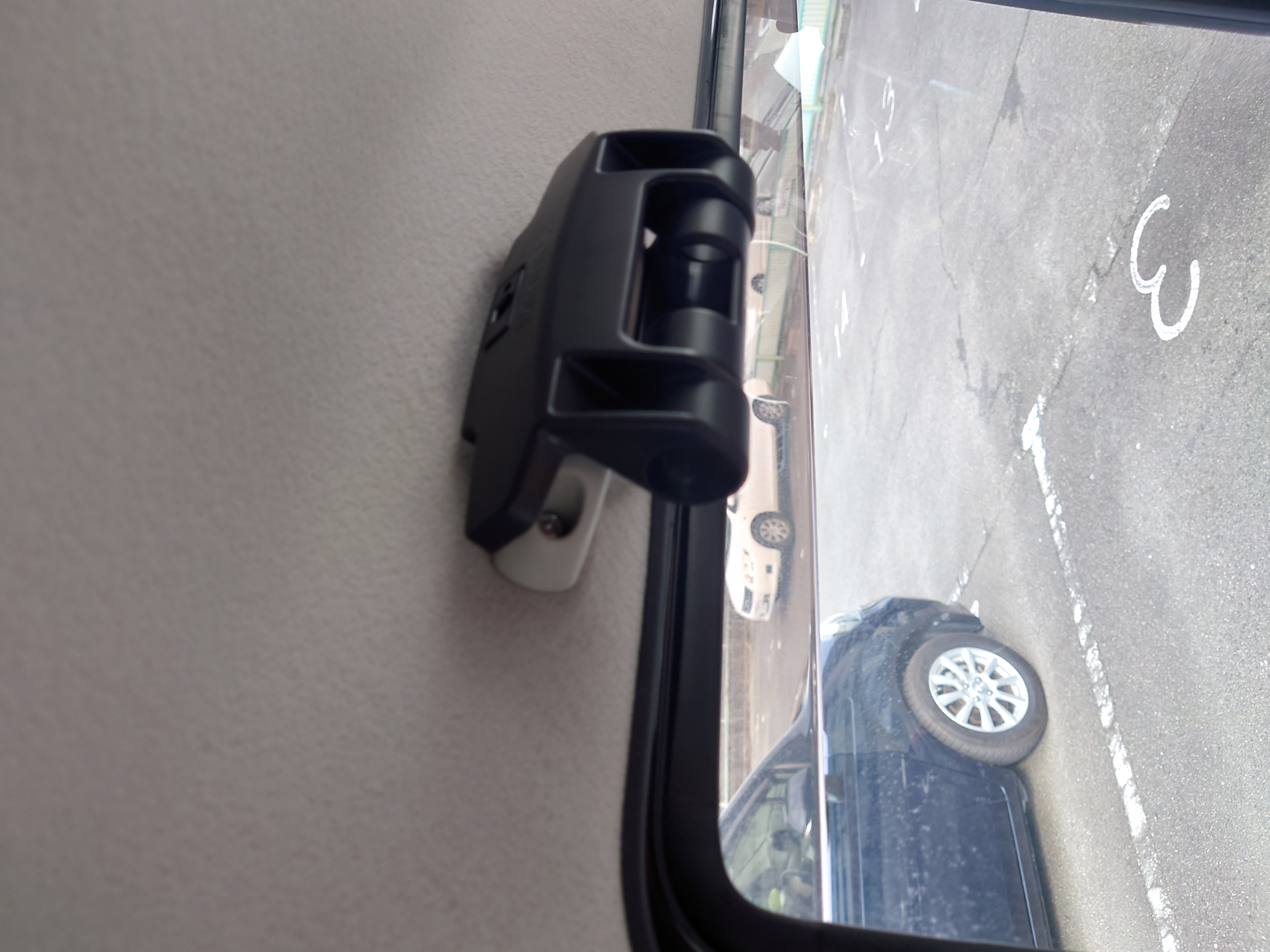 ロッドホルダー取り付けてみた Da64wカスタム記 アップガレージ津店 公式shopブログ ロッドホルダー取り付けてみた Da64wカスタム記 アップガレージ津店 公式shopブログ