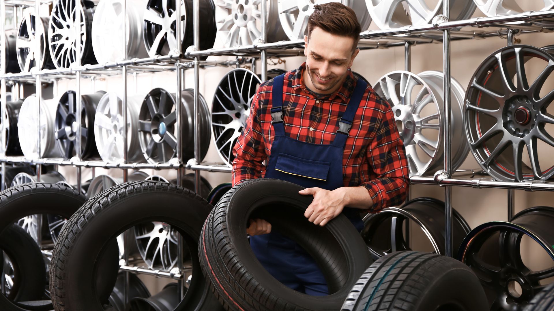 Buy and sell specialized second-hand car & motorcycle supplies 
